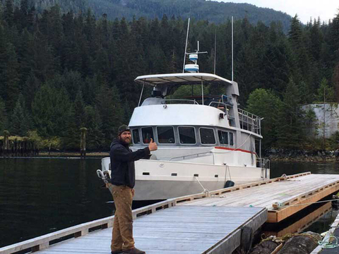 Alaskan Coastal Brown Bear with a Deluxe Yacht Option